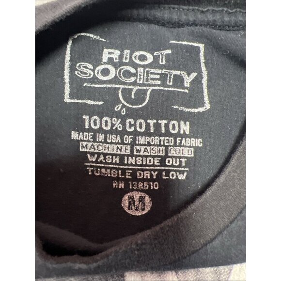 Riot Society 100% cotton Feed The Bunnies Graphic Tee Black Men's Size Medium - Picture 2 of 10